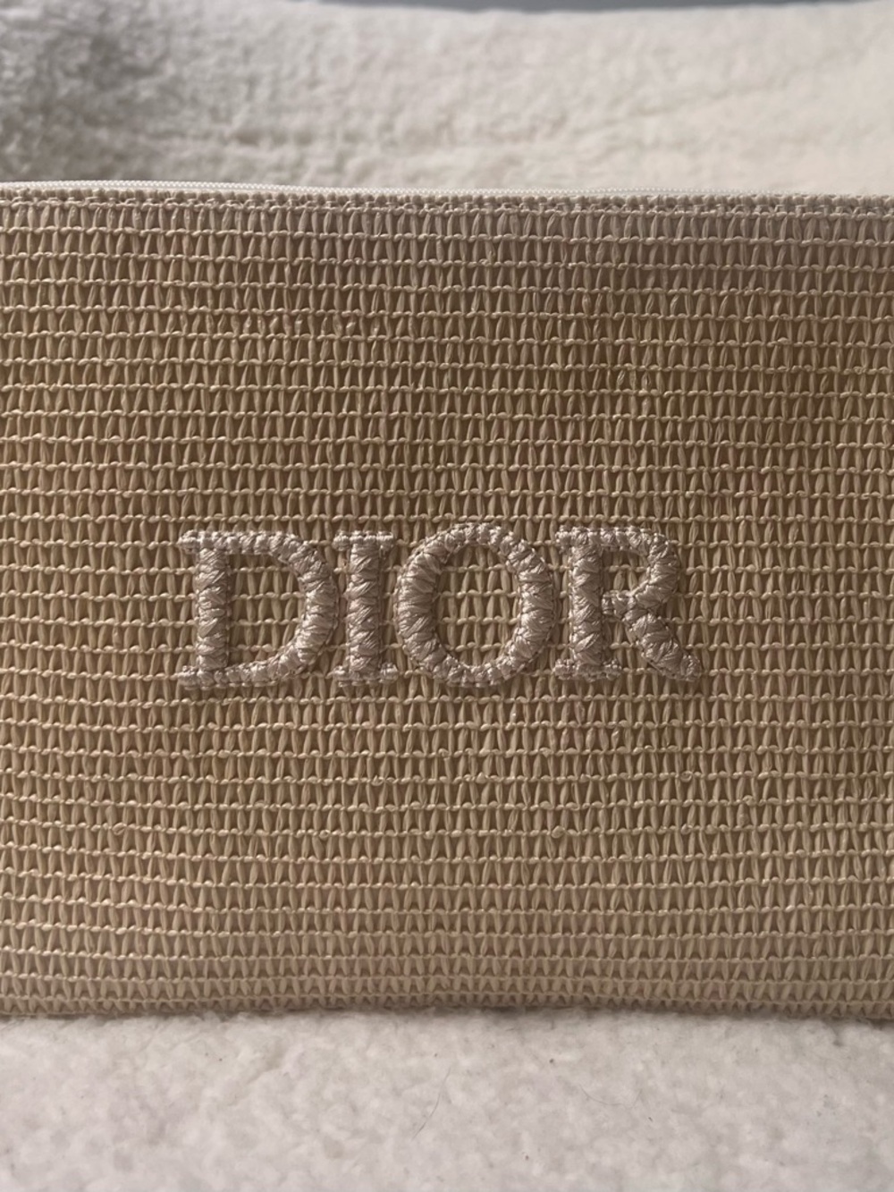 Dior Cream-Beige Raffia Upcycled beauty to Crossbody Bag with removable chain - Picture 8 of 9